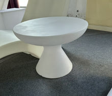 Load image into Gallery viewer, Vero Wave  Chaise Package x 2, Wave table, 2 pillows
