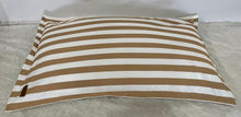 Load image into Gallery viewer, Lazaway floating pillow stripes
